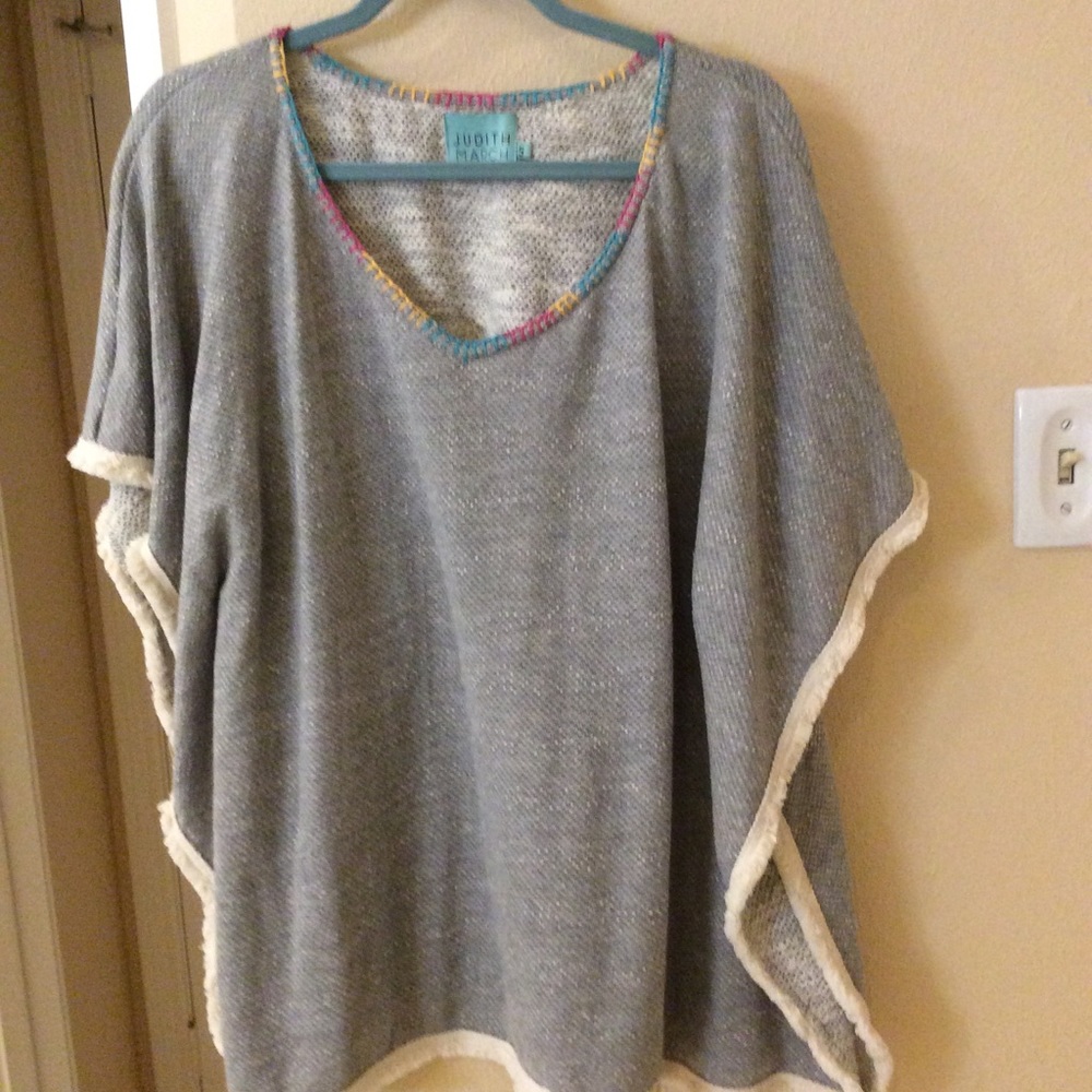 Gray Judith March tunic top